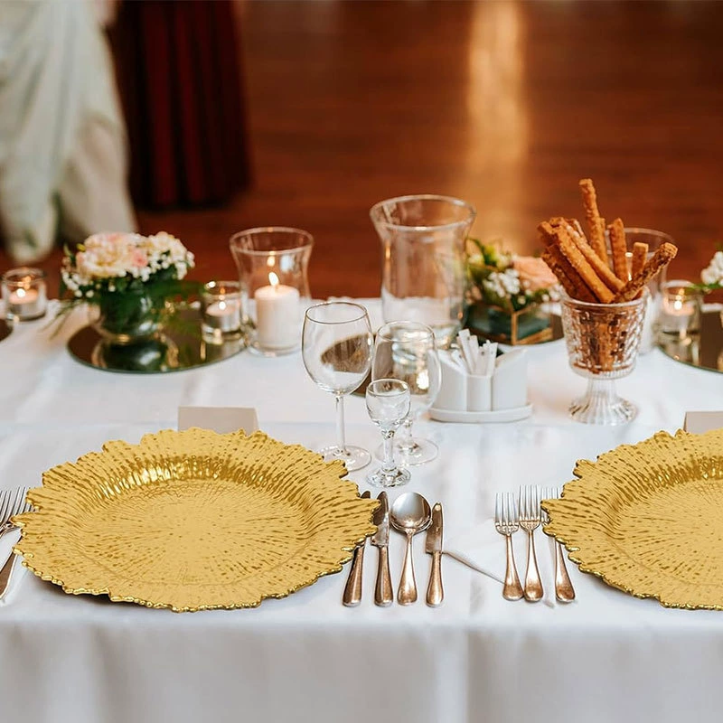 Gold-plated banquet plate