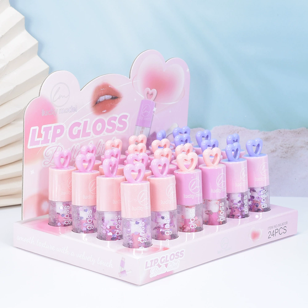 Moisturizing lip oil