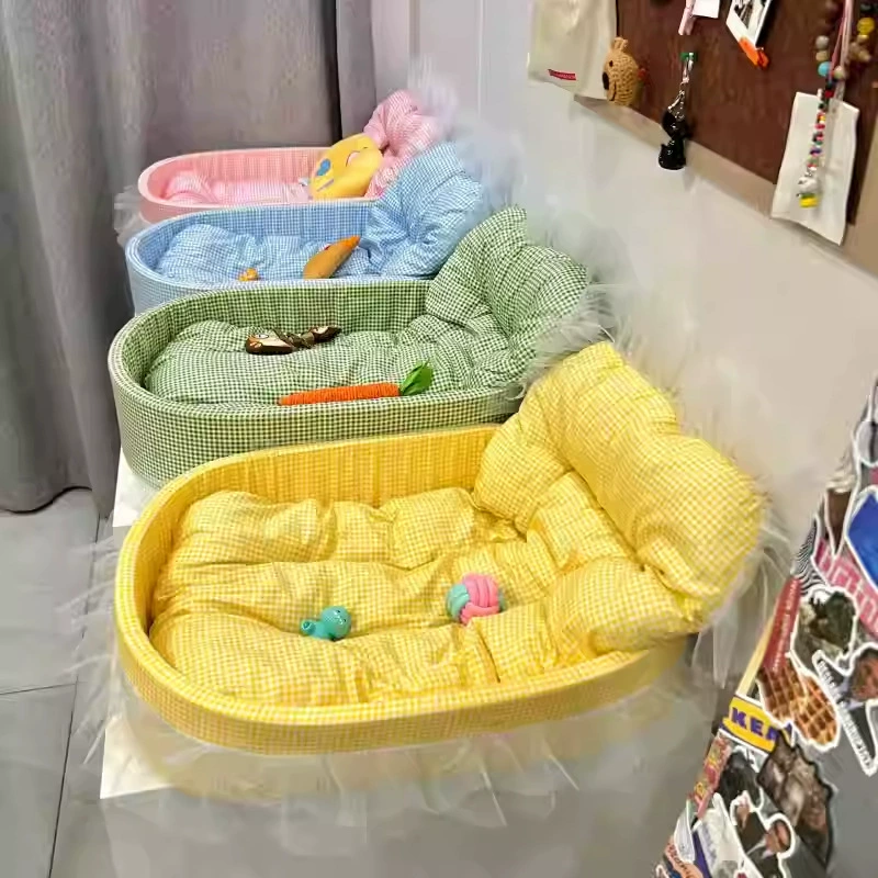 Macaron dog bed